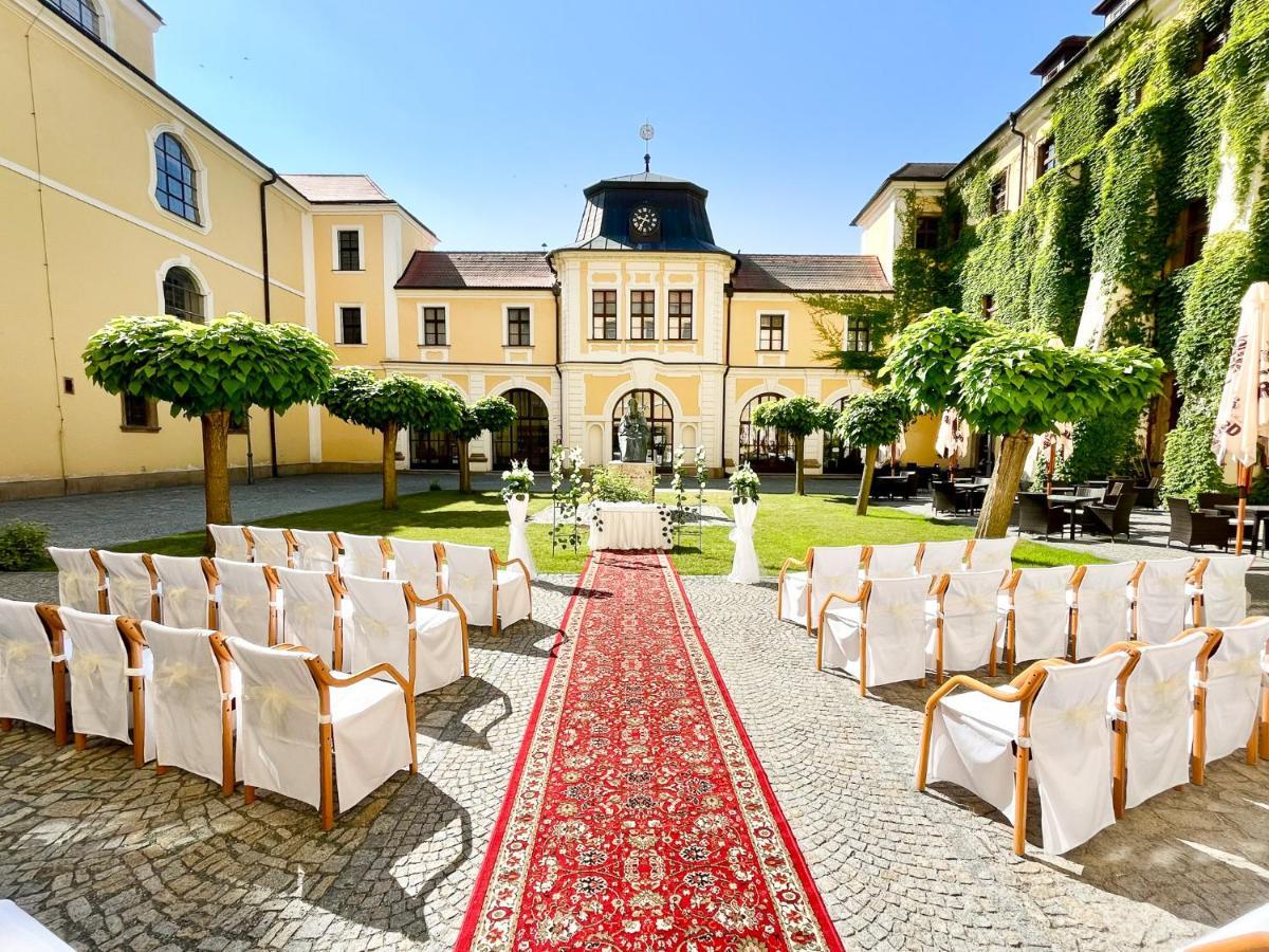 Nové Adalbertinum Hradec Kralove Exterior foto