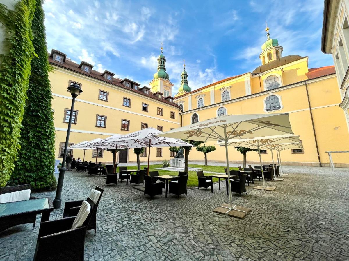 Nové Adalbertinum Hradec Kralove Exterior foto